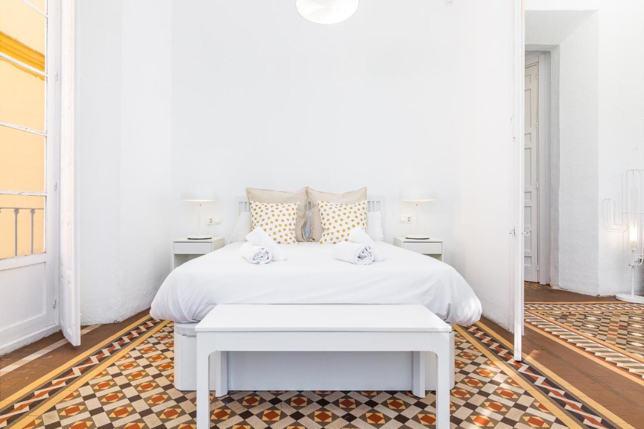 Suite Homes Apartamentos Plaza De La Merced Màlaga Exteriér fotografie